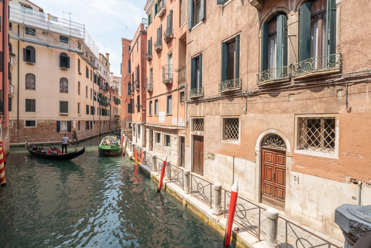 Ve.N.I.Ce Cera Casa Dolce Vita เวนิส ภายนอก รูปภาพ