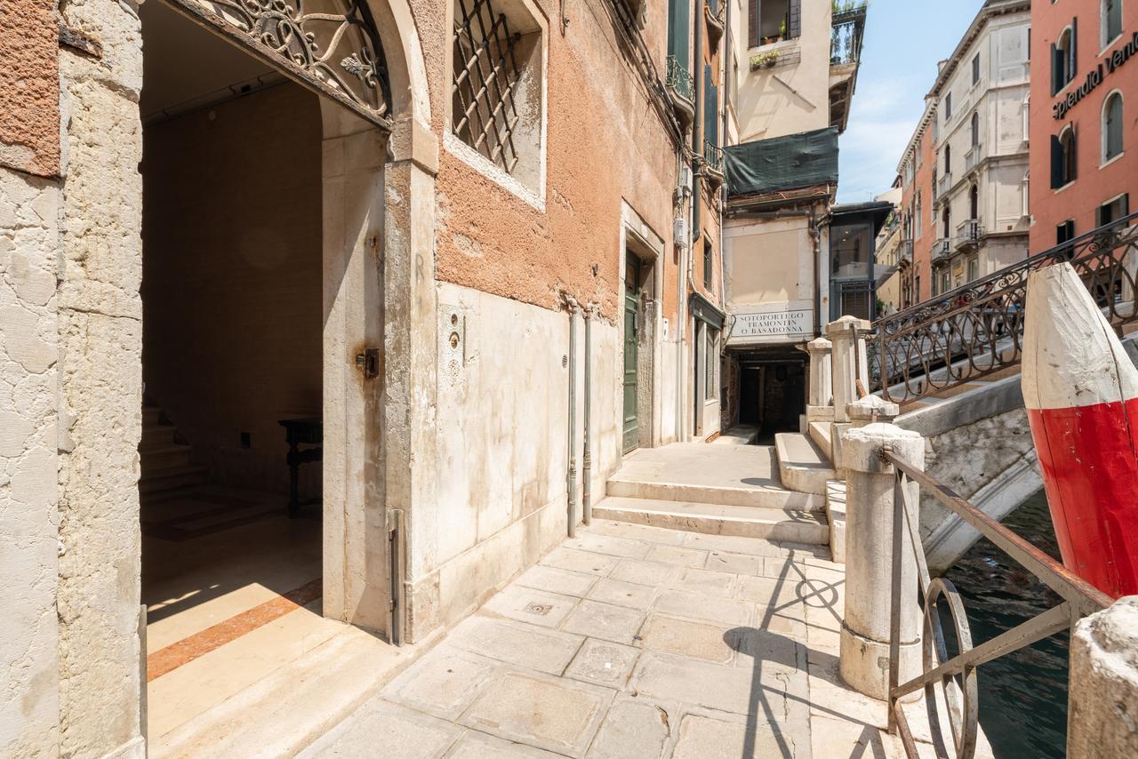 Ve.N.I.Ce Cera Casa Dolce Vita เวนิส ภายนอก รูปภาพ